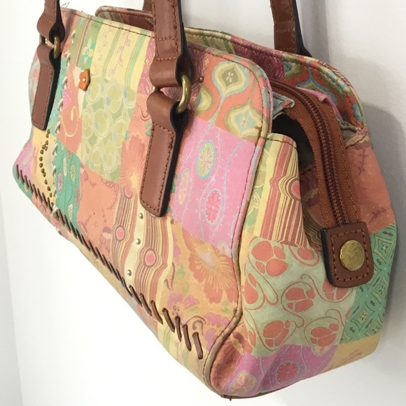 SALE 🚨 FOSSIL Vintage Boho Shoulder Bag - Picture 1 of 15